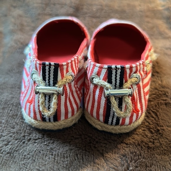 NAUTICA Rudder 2 Red and White Stripe Espadrille Size 6 - Picture 4 of 12